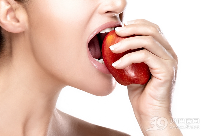 蘋果被稱為“長壽果”，每天一個，身體倍棒不顯老