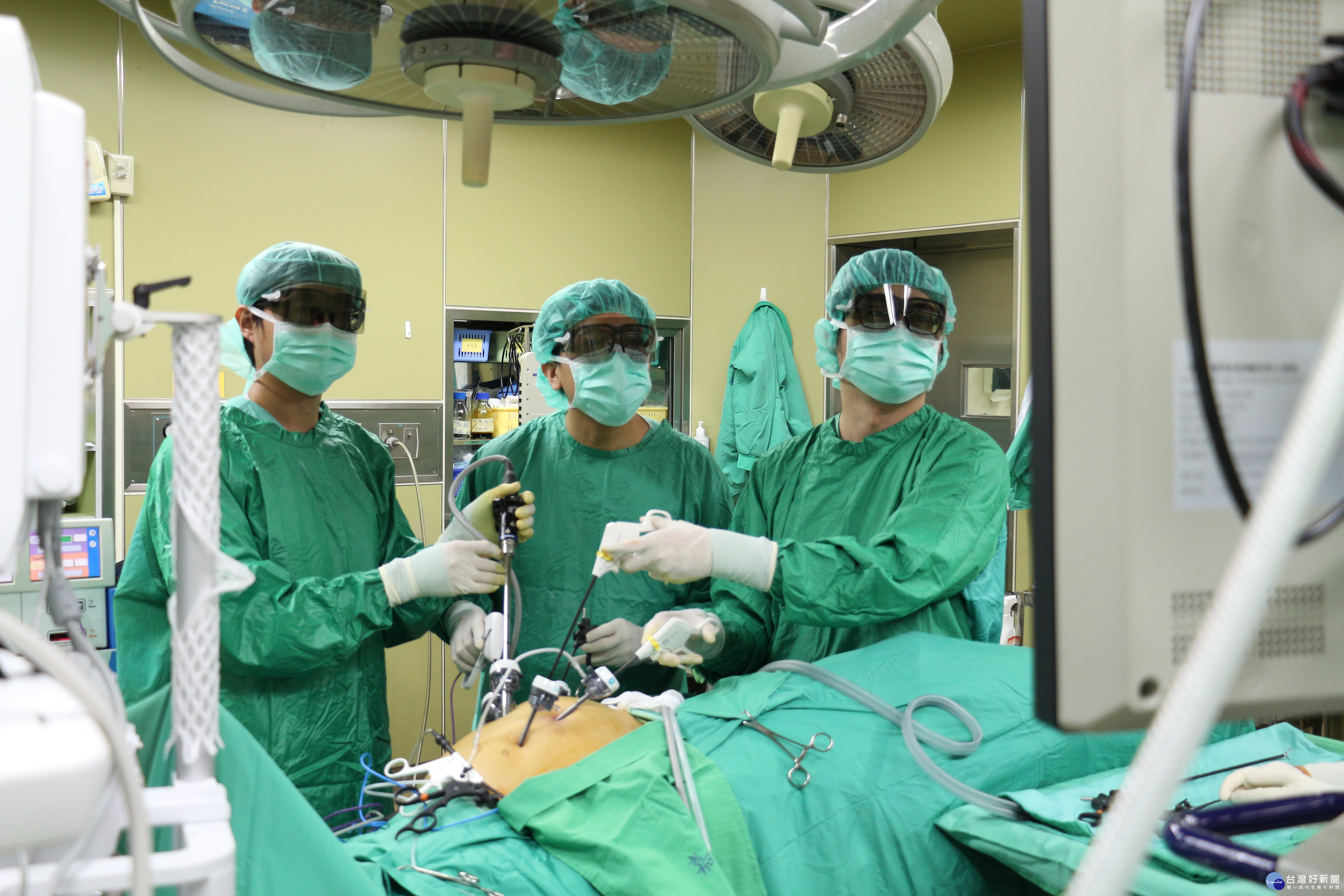 3D立體腹腔鏡　大腸直腸癌新利器