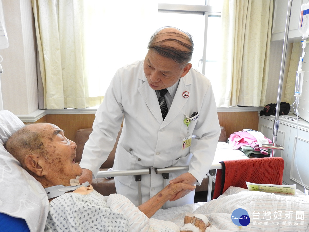 99歲老翁患下咽癌　4個多小時手術恢復良好