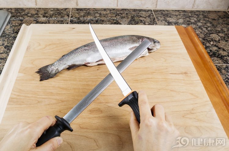 魚營養又美味，但兩種人與它“不合”！別讓養生變傷身