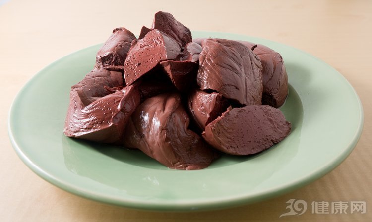 一周吃一次豬血，身體會有3件好事！不過這些人相反