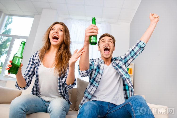 喝酒以後，不想進醫院，5件事先忍忍！是真的為你好