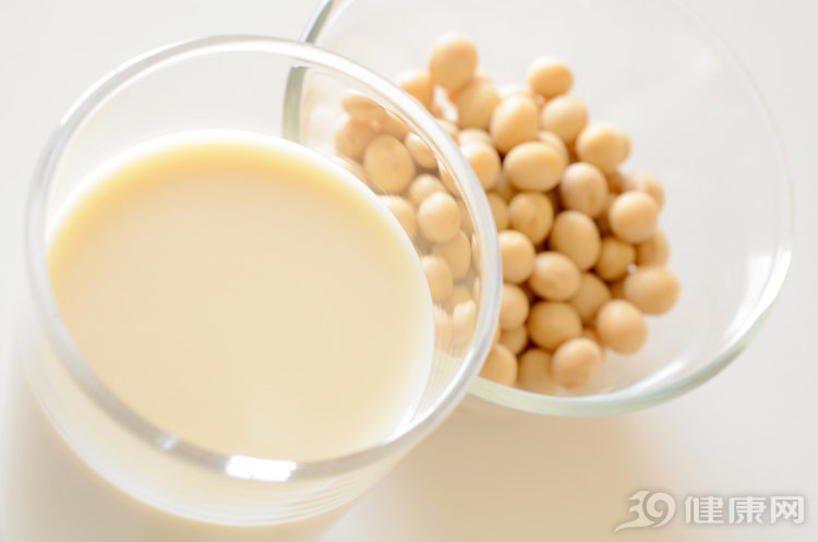 每天一杯豆漿，人會有什麼變化？3個好處讓人想不到！