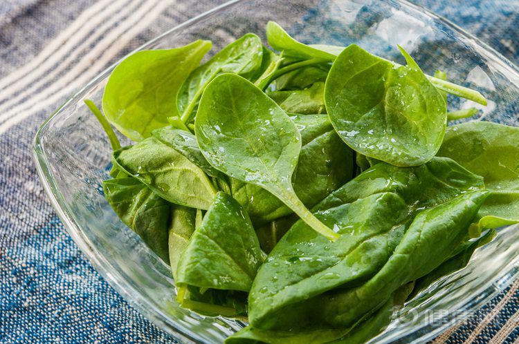 實不相瞞：4種隔夜菜最危險，你還每天都照樣吃！