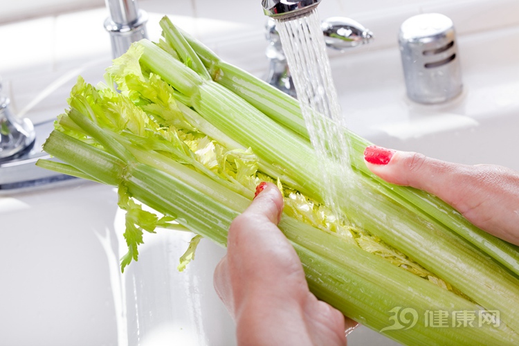 血壓一直居高不下？8種食物堪稱“天然降壓葯”！