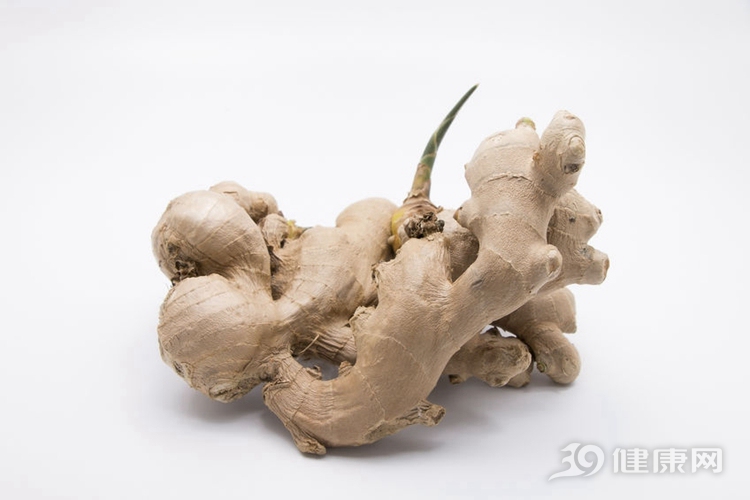 不誇張：一片生薑勝過很多補藥！可惜4種人不能吃它