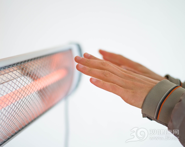 女人腰痛睡不好，吃這兩種補腎養顏的水果