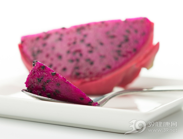 火龍果不能這麼吃！原來和它一起吃才是正確吃法