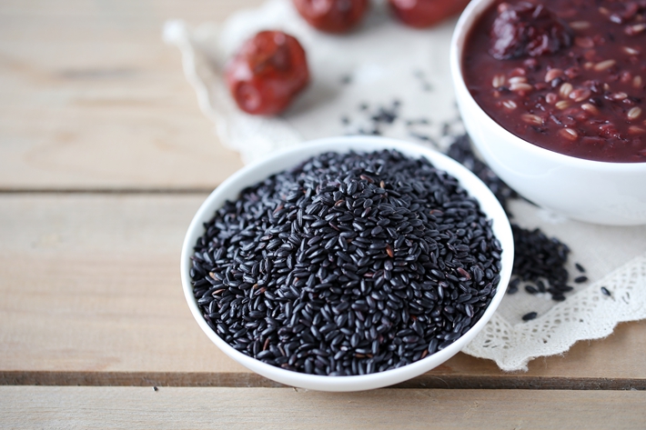 養生吃稀飯不如吃它，補血、補腎又能預防衰老！