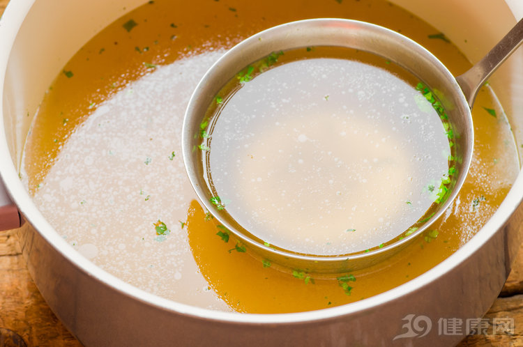 飯前飯後喝湯哪個好？喝湯要注意這5個小細節，你懂幾個？