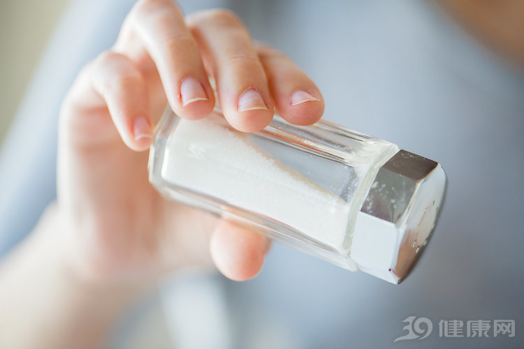 不用懷疑：讓血壓下滑，少鹽是好辦法！3個技巧記下來