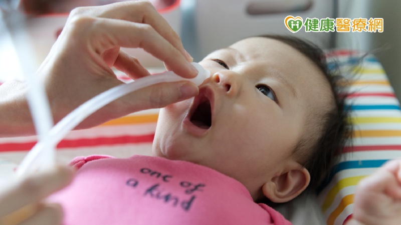 小孩感冒鼻塞，吸鼻器吸不乾淨？　 專家帶你教1妙招